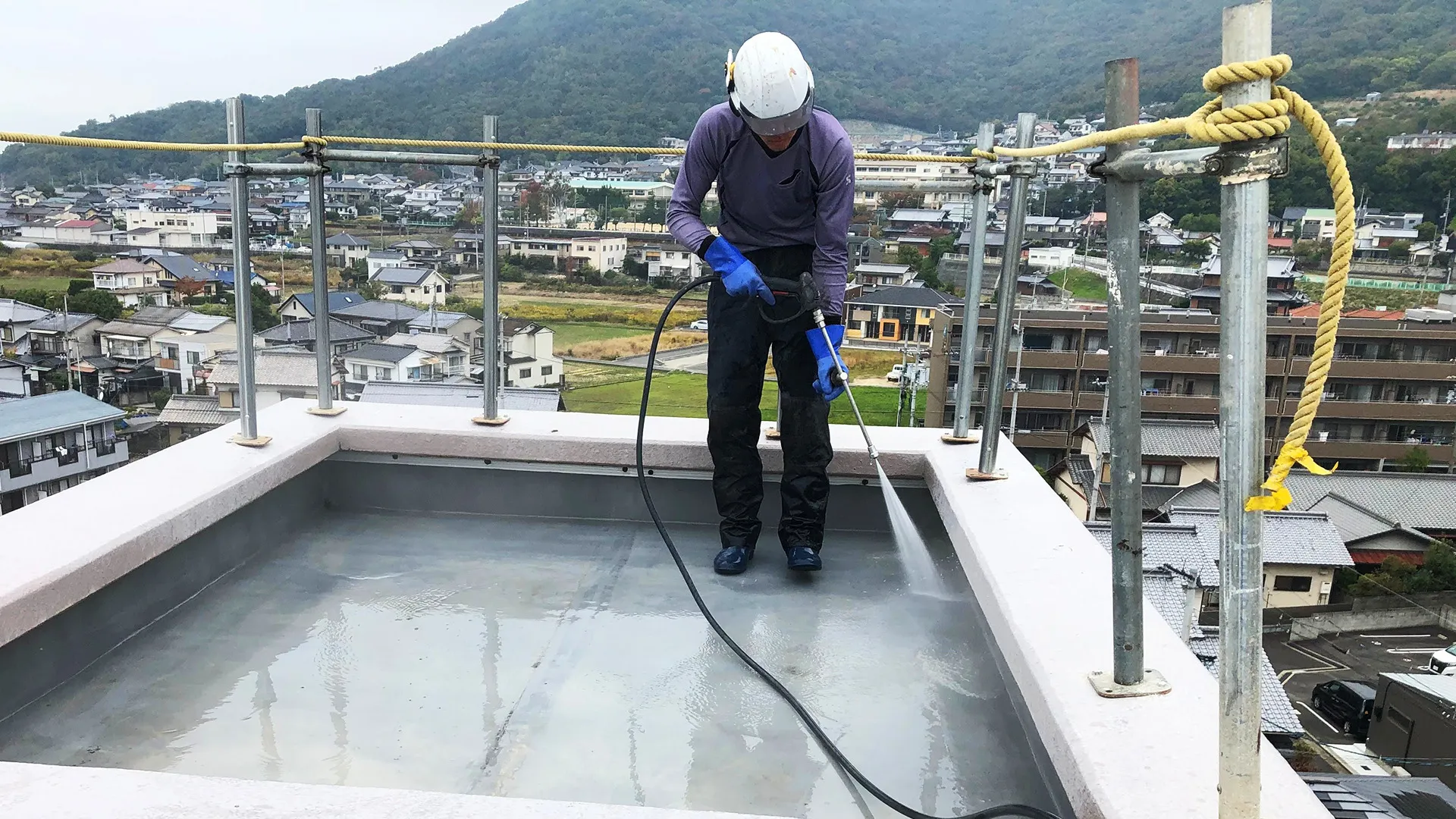 ひかり工業株式会社